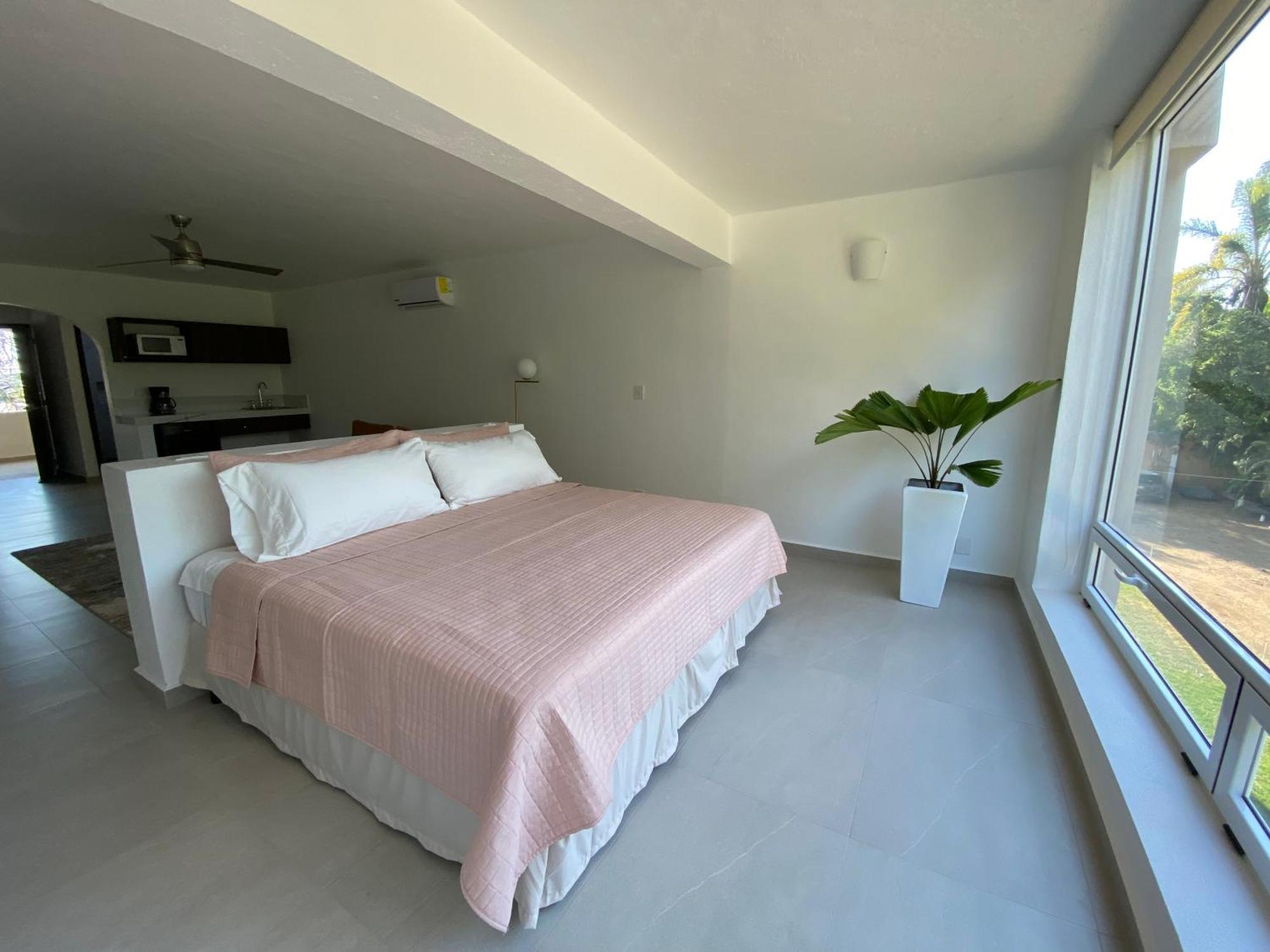 קוארנבאקאבה Hotel Marjaba מראה חיצוני תמונה