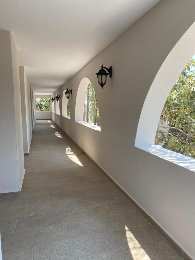 קוארנבאקאבה Hotel Marjaba מראה חיצוני תמונה