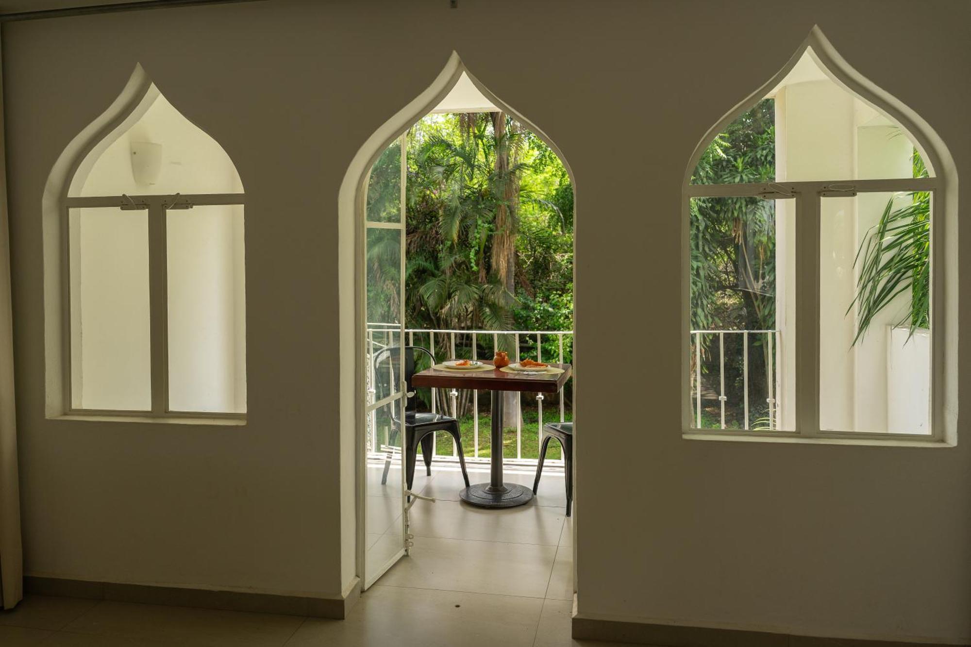 קוארנבאקאבה Hotel Marjaba מראה חיצוני תמונה